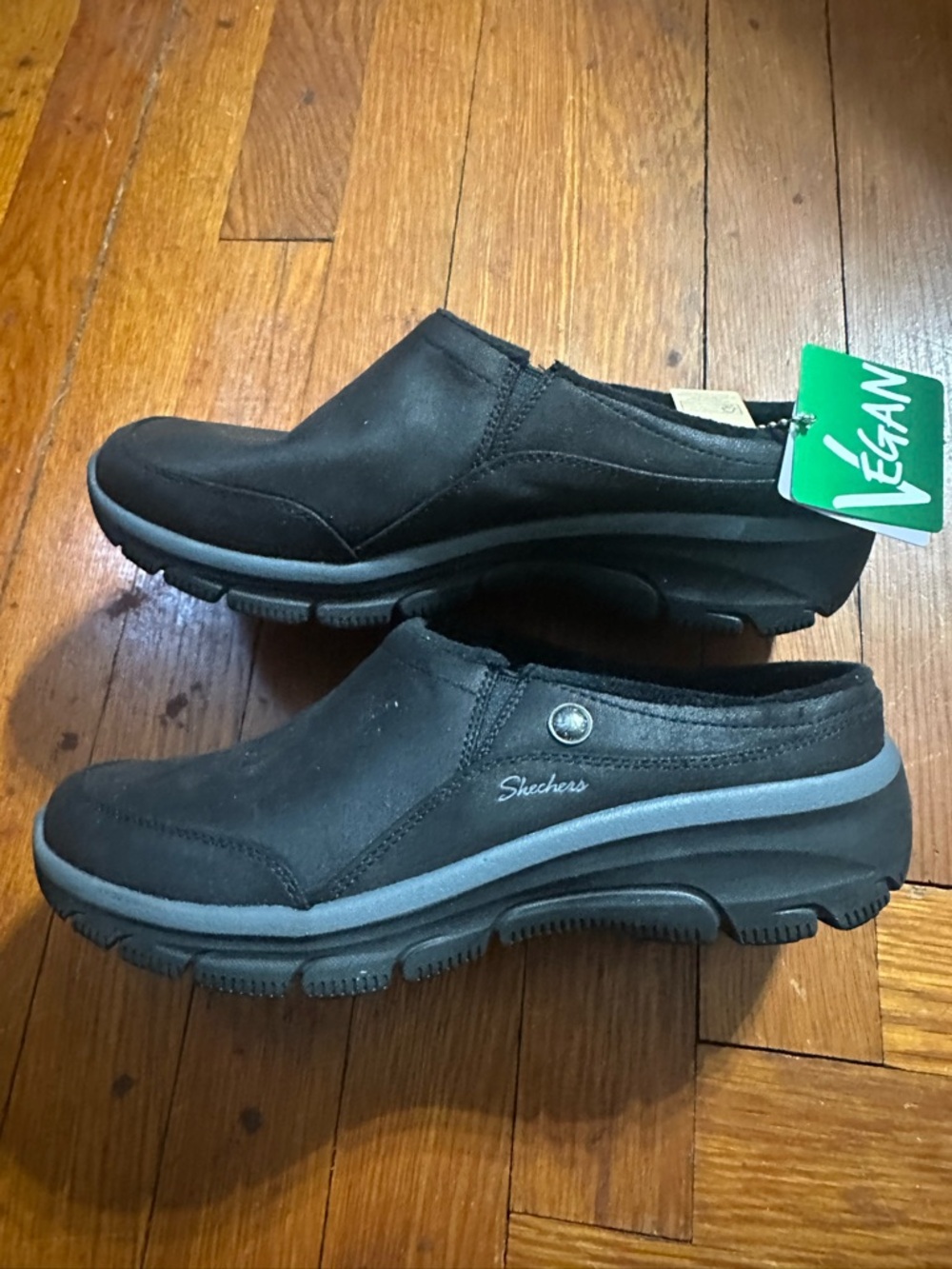 Skechers Easy Going Latte 2 Vegan Shoe Women's 7.5 Black Relaxed Fit Mule